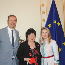 Alfred Trendl, Sissi Potzinger, Familienministerin Susanne Raab