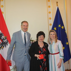 Alfred Trendl, Sissi Potzinger, Familienministerin Susanne Raab