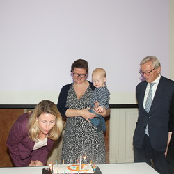 Gemeinsam mit dem Institut für Familienforschung feierte der Katholische Familienverband unter Anwesenheit von Familienministerin Susanne Raab 20 Jahre Kinderbetreuungsgeld.